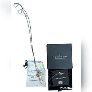 The Giving Keys Gift Set